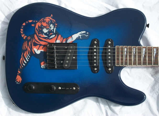 Tigercaster Body Front